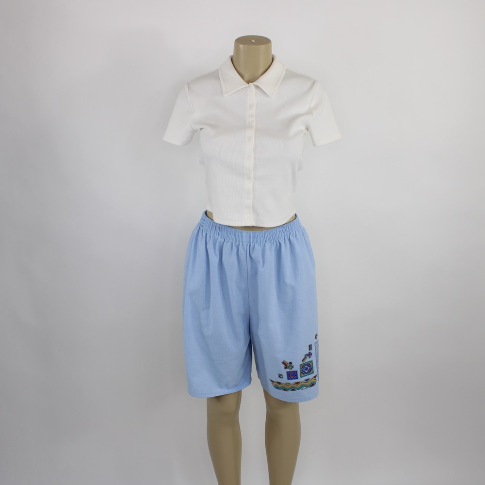 Vintage Mania No high waisted denim shorts
